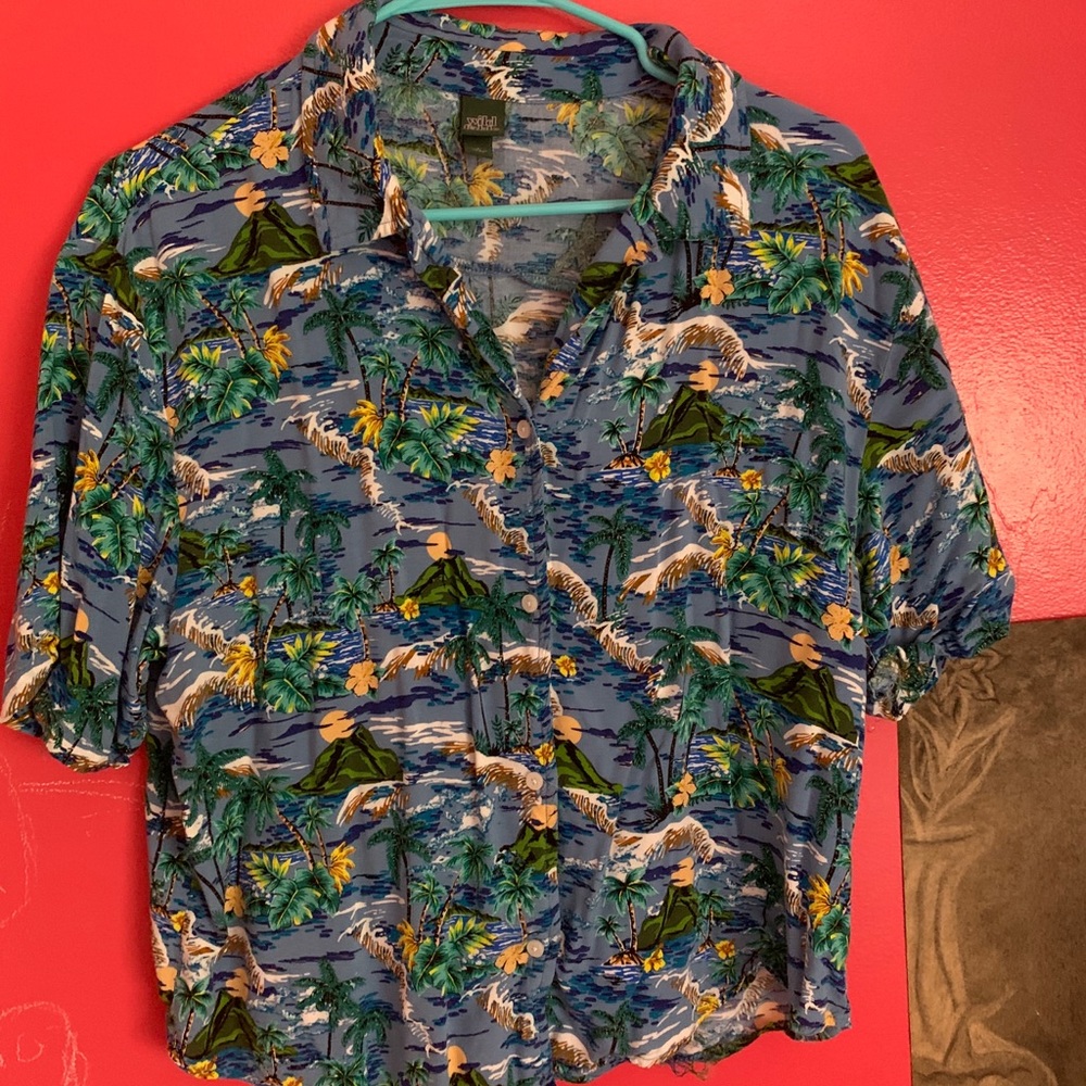 Cropped Hawaiian Button Up
